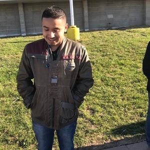 Meet your Posher, Daniel